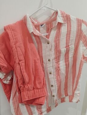 Old Navy Coral and White Striped Button-Down Shirt